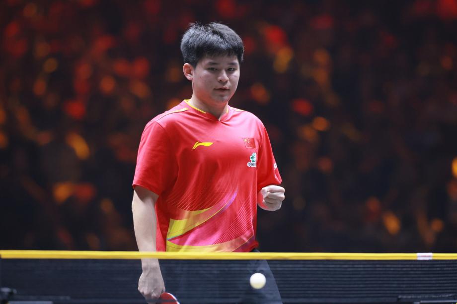 [图]林诗栋4-0征服宇田幸矢晋级中国大满贯男单4强