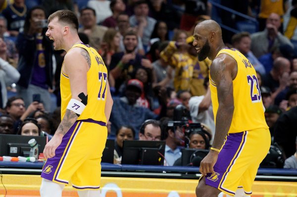 NBA官推: 湖东说念主要害时间开季13连胜创历史第二记载 仅次于16能人